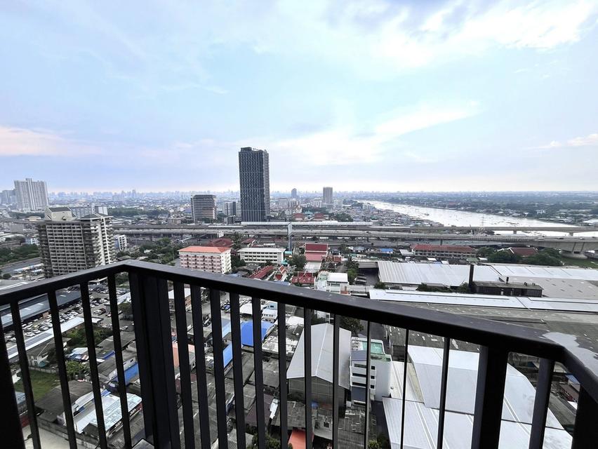 Condo Unit at the Politan Rive 7