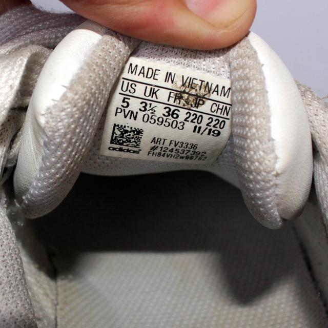 Adidas รองเท้าผ้าใบมือสอง Superstar สีขาว สภาพงามๆ จัดส่งฟรี!!! เก็บปลายทาง 7