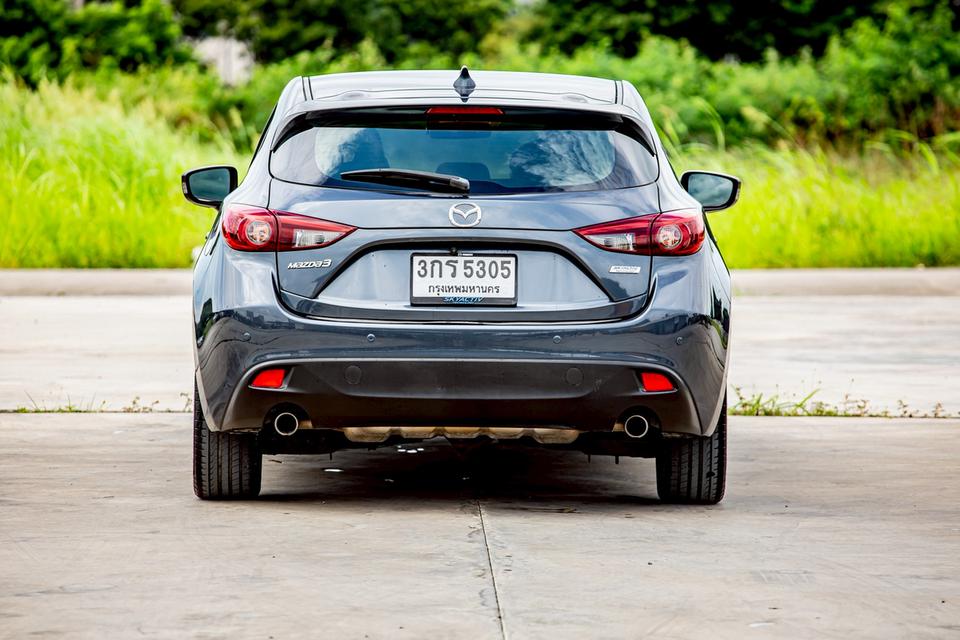 Mazda3 Skyactiv 2.0 S Hatchback ปี 2014 สีเทา มือเดียวป้ายแดง 6