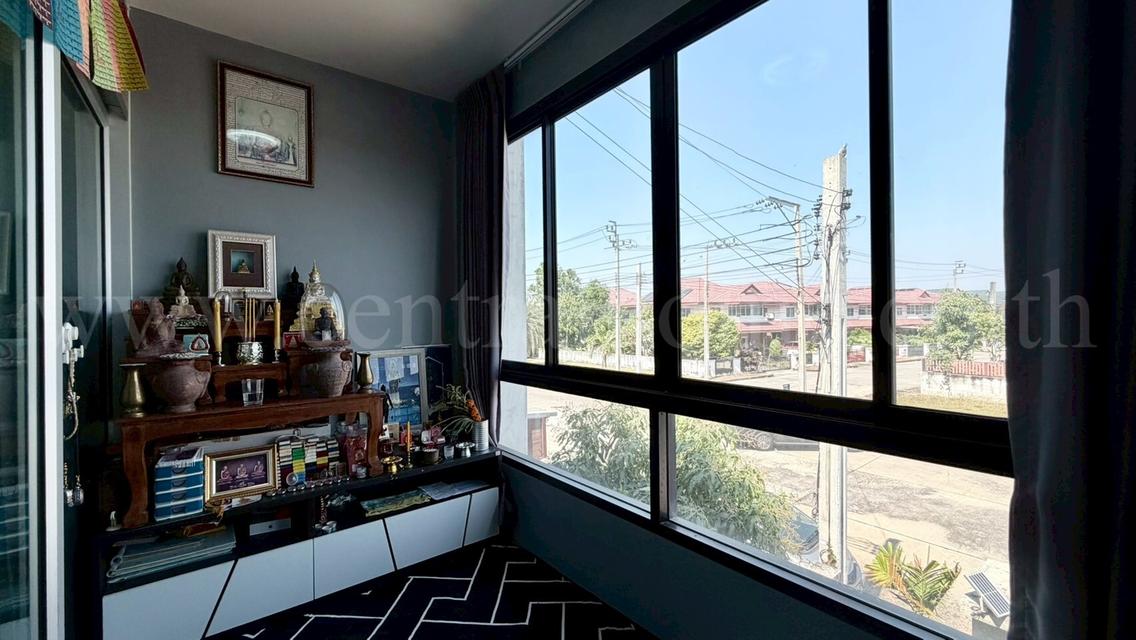 ทาวน์โฮม เด่นชัย คลองกันยา บางพลี หลังริม พื้นที่กว้าง ตกแต่งสไตล์ลอฟท์ 14