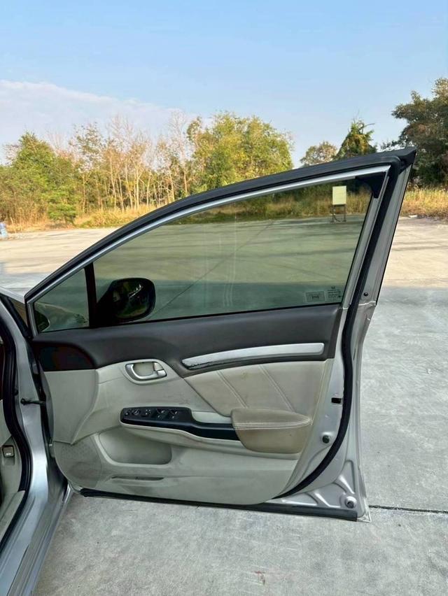 (แจ้งรหัสรถ BK3348) Honda Civic FB 1.5 Hibrid💥ปี2013💥 รูปที่ 4