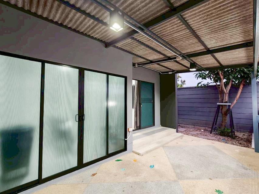 หมู่บ้านเมททาวน์ ปทุม-ติวานนท์ ต.บ้านฉาง อ.เมืองปทุมธานี จ.ปทุมธานี 3