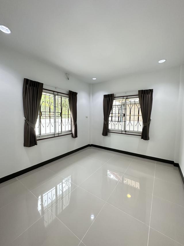 หมู่บ้านเพ็ญศิริเพลส สุวินทวงศ์ 45 11