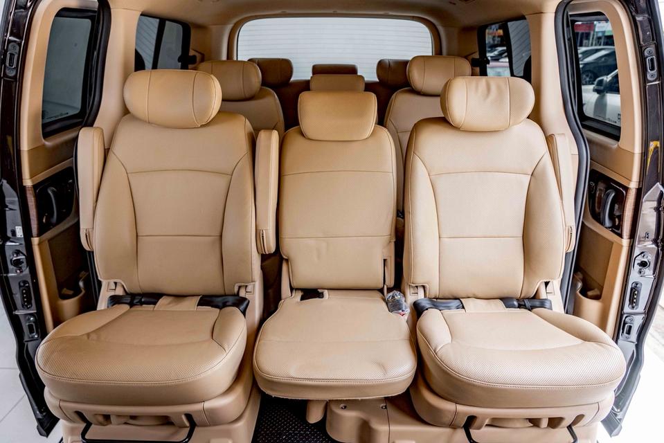รหัสรถ NP3636 HYUNDAI H-1 2.5 DELUXE 2020 14