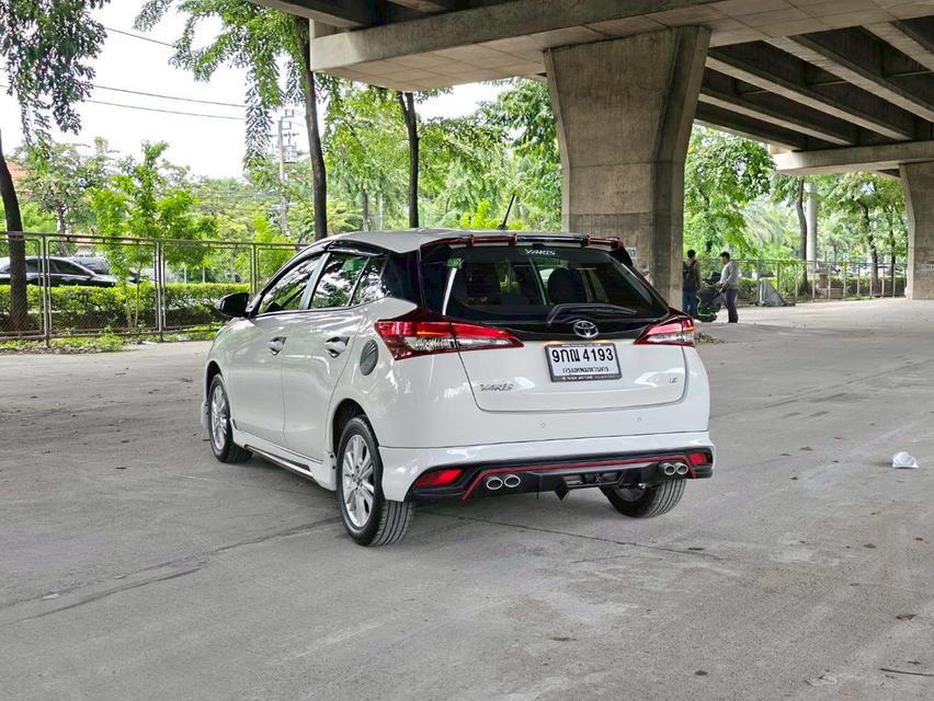 Toyota Yaris 1.2E ปี19 4