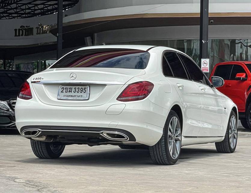 ปี 2019 BENZ C-CLASS, C300e AVANTGARDE 2