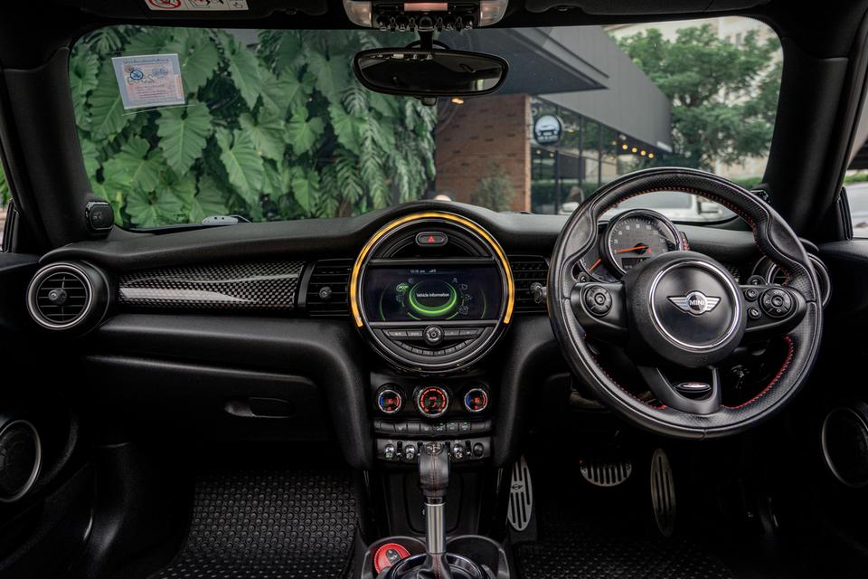 MINI Cooper S ปี 2015❤️🔥ตัวจี๊ดดเข้าใหม่! “𝐌𝐈𝐍𝐈 𝐂𝐨𝐨𝐩𝐞𝐫 𝐒” สีแดงเร้าใจ ราคาน่ารัก