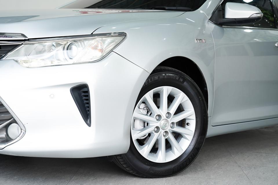 TOYOTA CAMRY 2.0 G AT ปี 2015 สีเทา 2