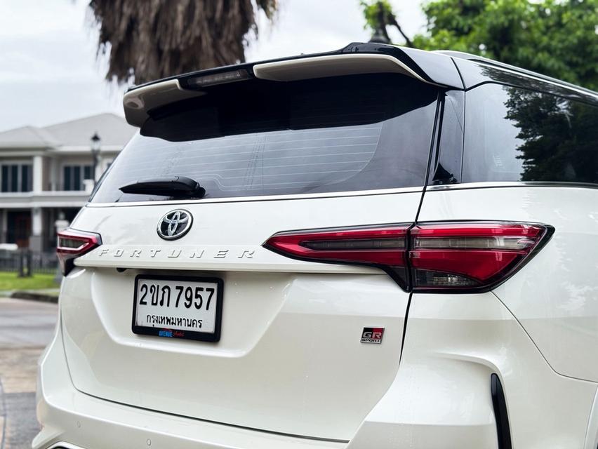 (แจ้งรหัสรถ AVA7357) 💥⭐️ Toyota Fortuner 2.8 GR Sport AT 4WD Black Top ปี 2022 รูปที่ 7
