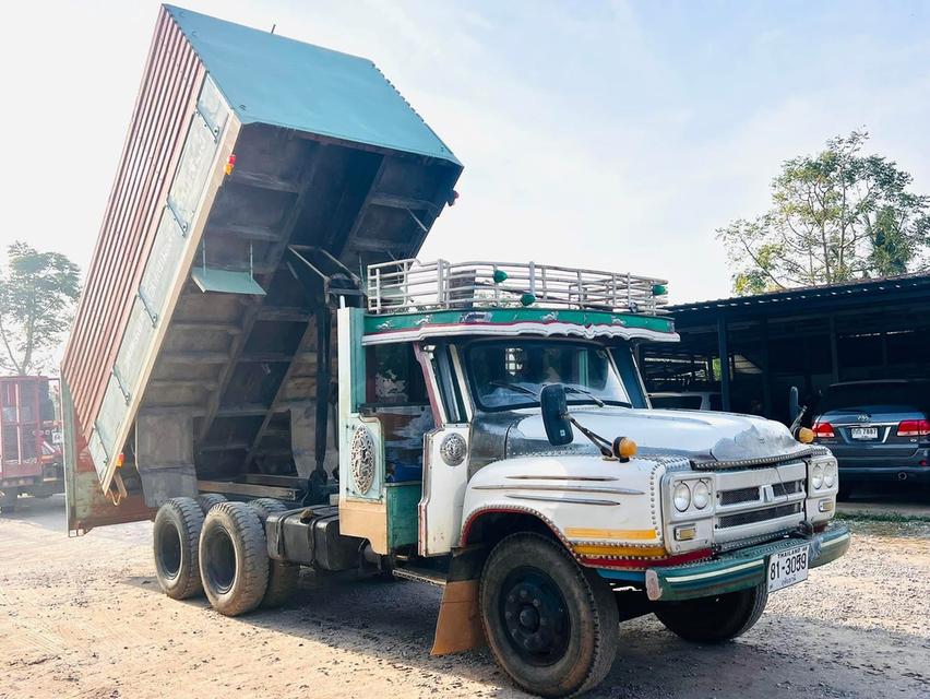 ขายถูกมาก รถบรรทุก 10 ล้อ ISUZU 175HP ดั้มพ์เกษตร  2