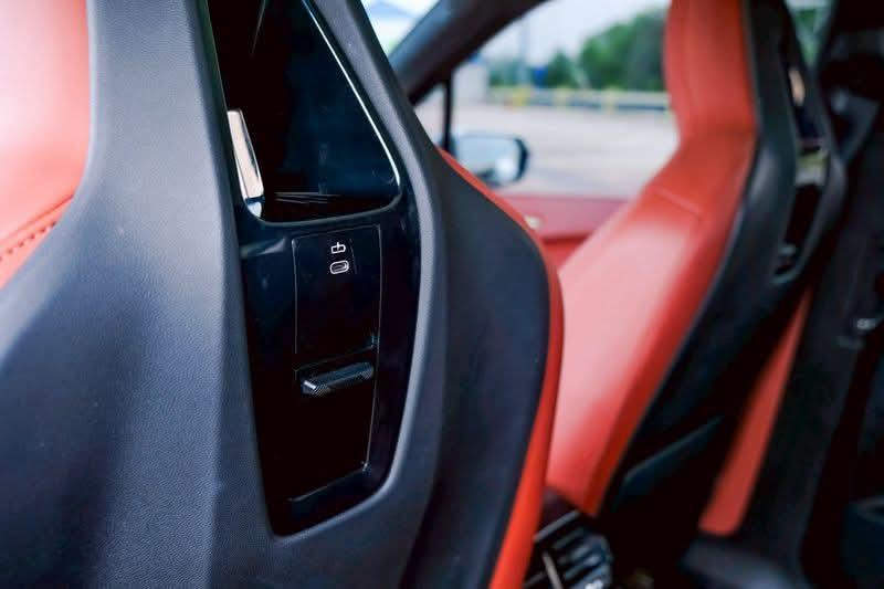 iX xDrive40 SPORT RHD I20 14