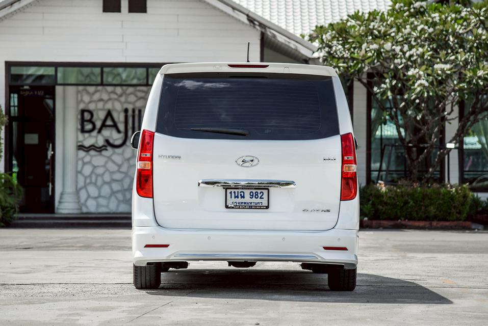 รหัสรถ CBL982 HYUNDAI H-1 2.5 Elite NS AT 2023