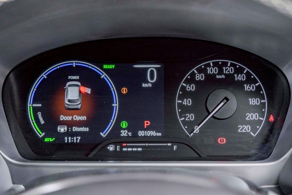 รหัสรถ NP2681 HONDA CITY 1.5SV EHEV HATCHBACK 2025 16