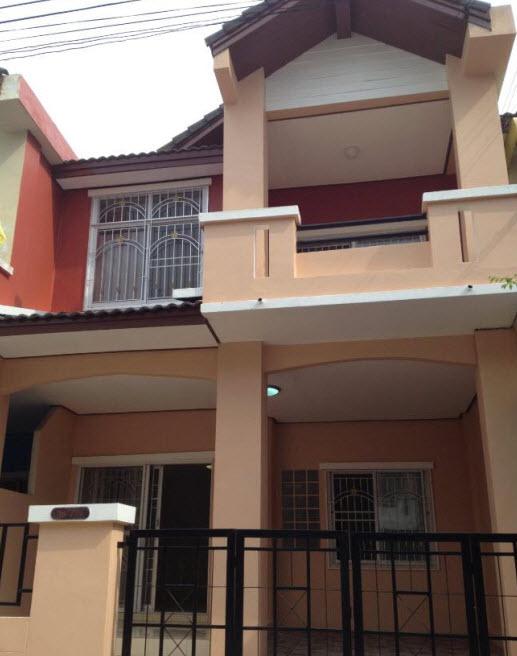 ให้เช่าทาวน์เฮ้าส์ 2 ชั้น 4 ห้องนอน 3 ห้องน้ำ 32 ตร.ว. แอร์ 3 เครื่อง ใกล้ทางด่วนสุขาภิบาล 5 รามอินทรา เพียง 12,000 บาท เหมาะทำโฮมออฟฟิศหรือพักอาศัย 1