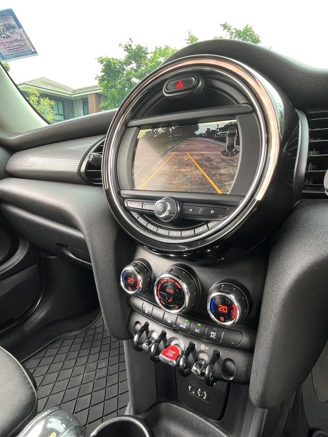 Mini Cooper  1.5 RHD  ปี 2015  13