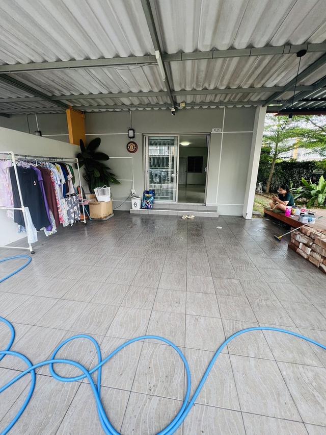 บ้านทาวน์โฮม 2ชั้น หลังริม 53 ตรวา มีพื้นที่ข้างบ้าน 9