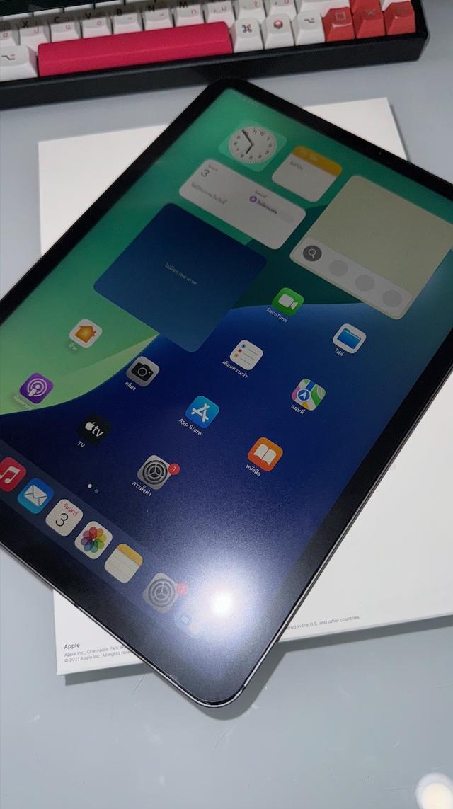 iPad Pro 11-inch (3rd Generation 2021) 512GB WiFi + Cellular สี Space Gray (มีกล่องให้ Serial Number กล่องตรงกับตัวเครื่อง) ราคา 24,000 บาท