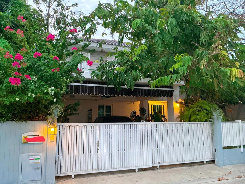 ​ขายบ้านเดี่ยว ม.วิลลาจิโอ ปิ่นเกล้า - ศาลายา (Villaggio Pinklao - Salaya) บ้านสวย สภาพดี แปลงริม ดิน 55.9ตรวา. 3ห้องนอน 3น้ำ แต่งครบ เพียง 5.19MB 1