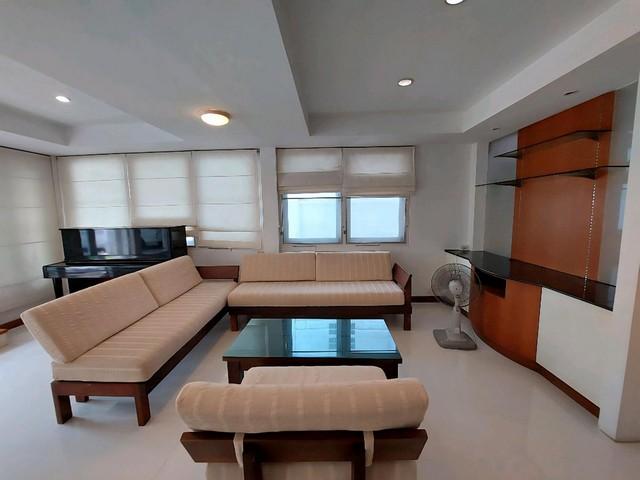 ให้เช่า บ้านเดี่ยว2ชั้น พื้นที่64 ตรว.อยู่ถนน พระราม9 ใกล้ห้างเดอะไนท์