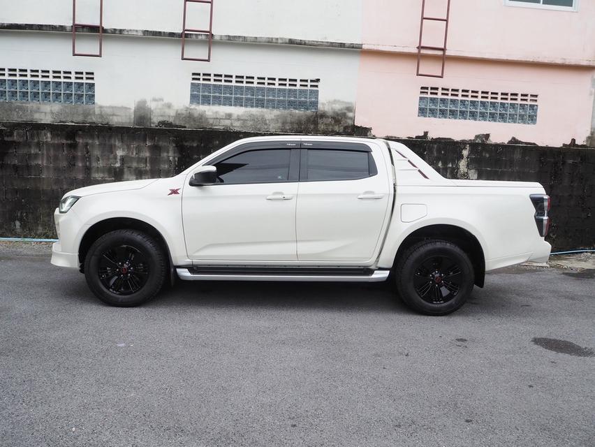 ISUZU D-MAX HI-LANDER CAB-4 1.9 X-series M/T ปี2022