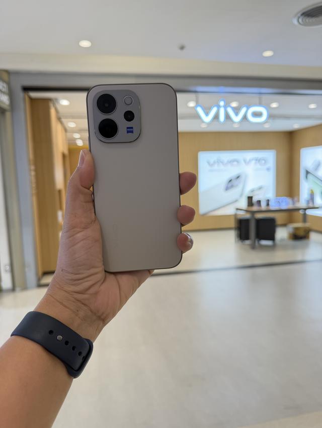 VIVO V70 ประกันศูนย์ รับเทิร์นเครื่องเก่าให้ราคาสูง