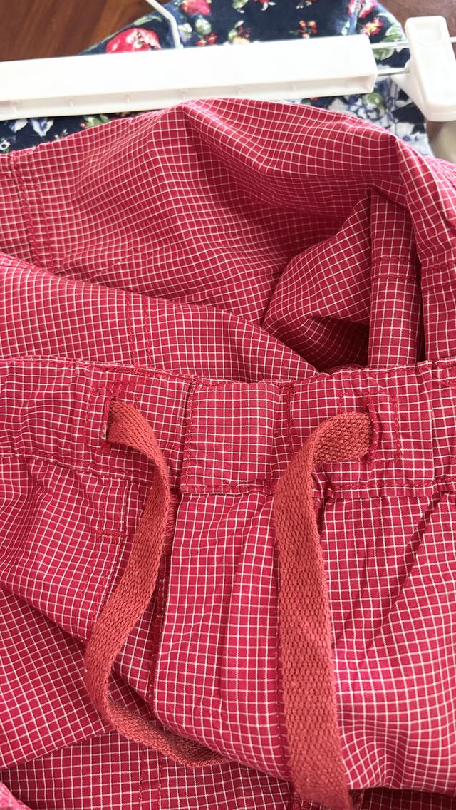 ยุนิS กางเกงชาย4ส่วนเอวยืดลายสก๊อตแดง รูปที่ 4