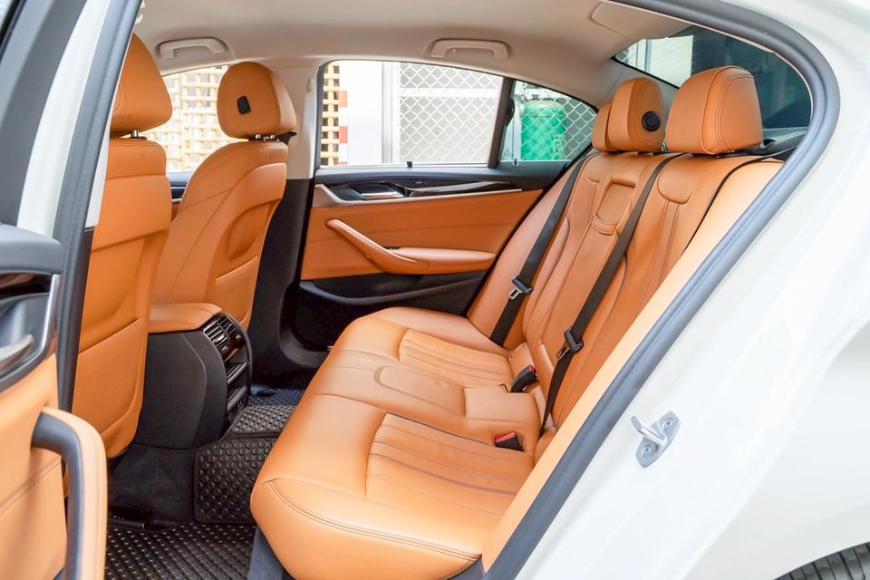 BMW 530e Elite LCI G30 yr. 2022 รูปที่ 10