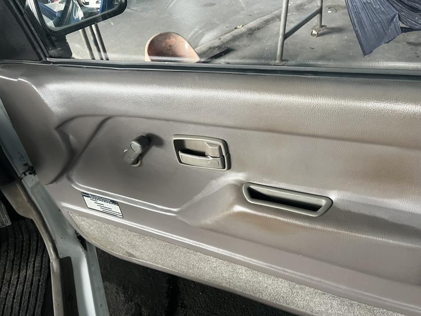 1991 Isuzu Tfr 2.5 mt 9