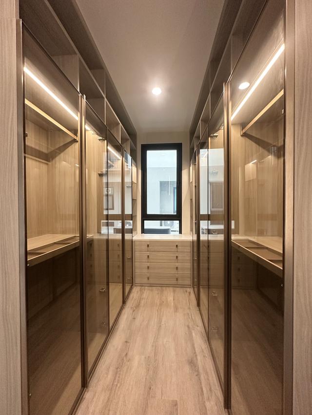 บ้านเดี่ยวหรู 3 ชั้น ใหม่เอี่ยม 20