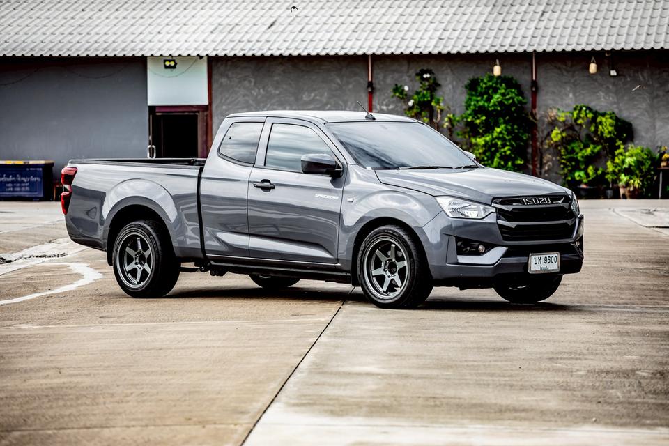 ISUZU D-MAX SPACECAB 3.0Ddi S ปี 2022 สีเทา