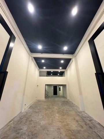 อาคารพาณิชย์สุขุมวิท64 ติดBTSปุณณวิถี450ตร.ม.ให้เช่า รวมป้ายโฆษณา2จุด รีโนเวทใหม่ 3