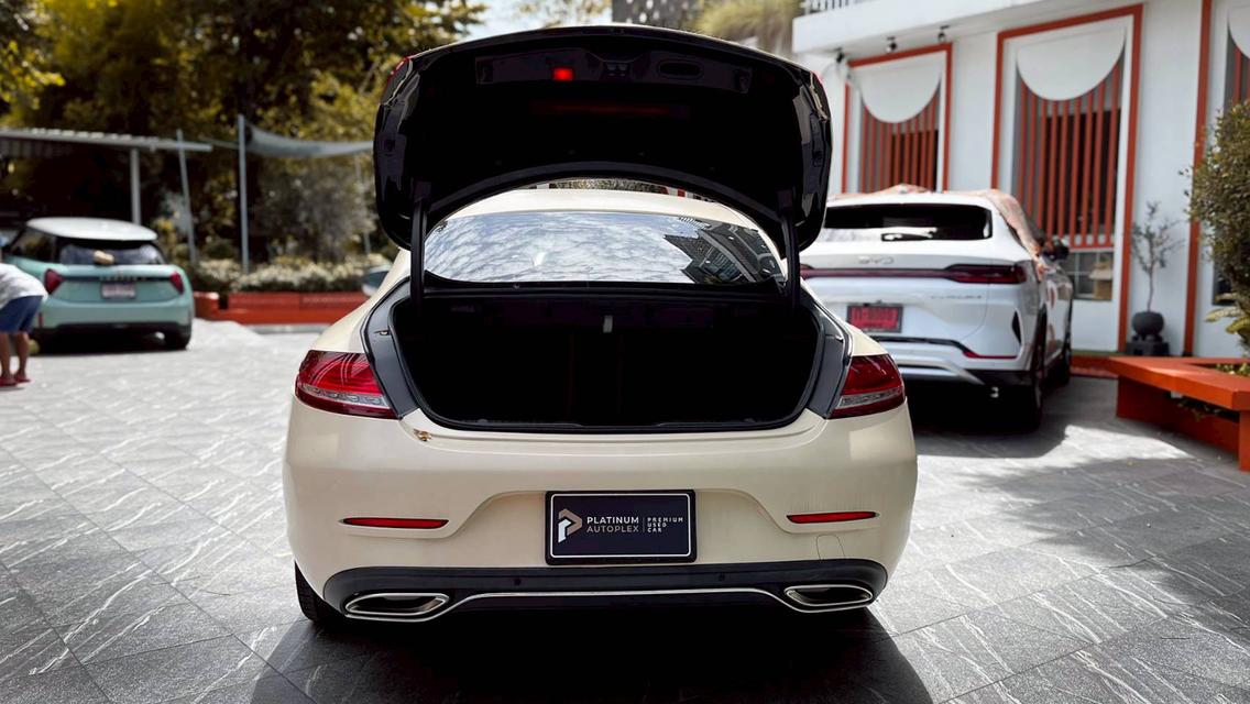 Mercedes-Benz C250 Coupe ปี 2017 ไมล์ 25,xxx 8