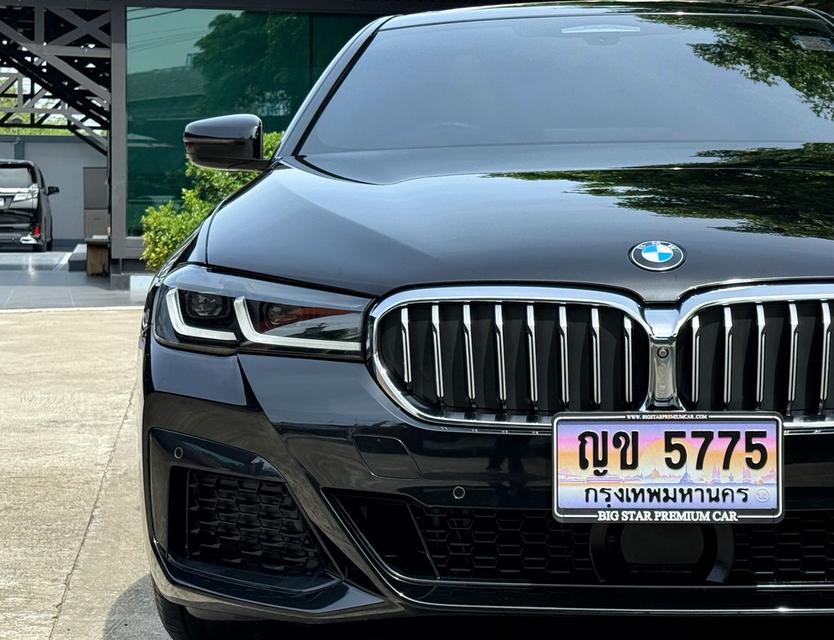 2022 BMW 530e MSPORT LCI รถมือเดียวออกป้ายแดง รถวิ่งน้อย เข้าศูนย์ทุกระยะ ไม่เคยมีอุบัติเหตุครับ 7