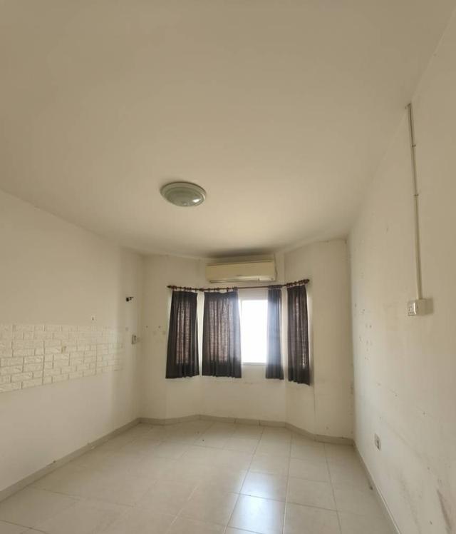 ขายทาวน์โฮม 2 ชั้น พร้อมอยู่ หมู่บ้านพิศาลเทียนทะเล 20 (สะแกงาม-พระราม2) 6