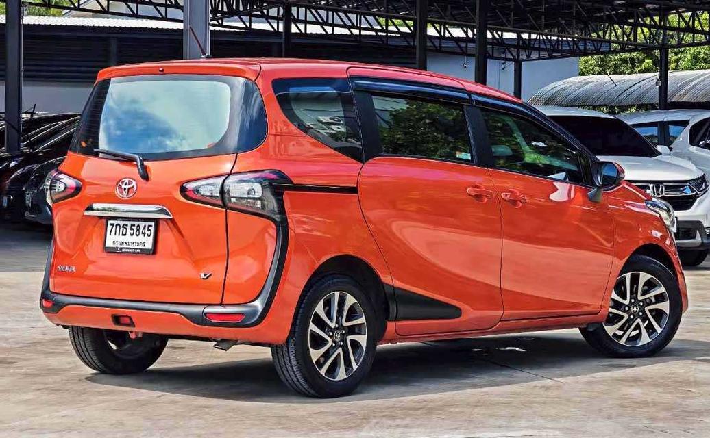 2018 TOYOTA SIENTA 1.5V 14