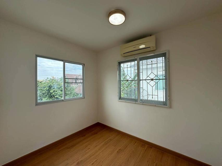 หมู่บ้านพฤกษา 92 ถนนลำลูกกา ต.ลาดสวาย อ.ลำลูกกา จ.ปทุมธานี 17