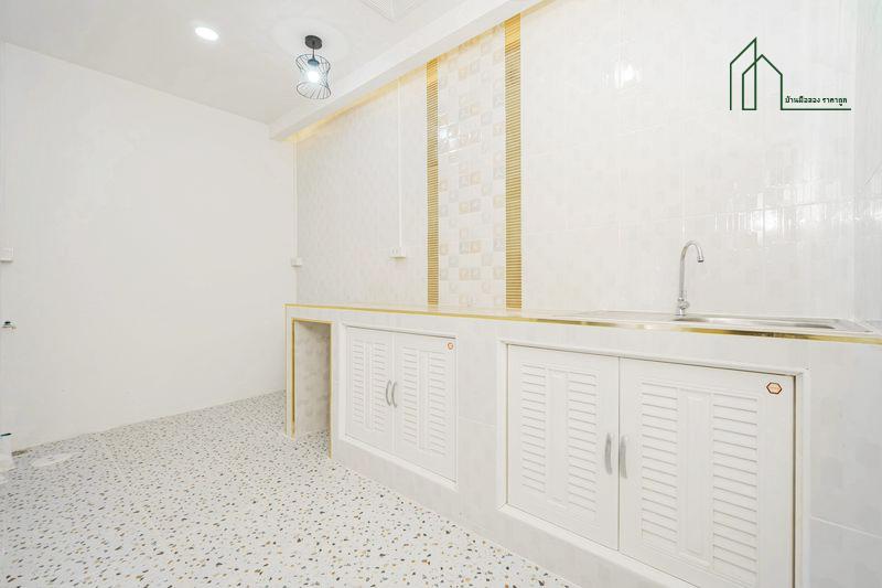 ทาวน์เฮ้าส์หมู่บ้านมนวดี วัดลาดปลาดุก รีโนเวทพร้อมอยู่ 9