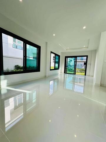 For Sale : Ratsada,Supalai Lake Ville Phuket 2-story detached house, 4 Bedrooms 3 Bathrooms 5
