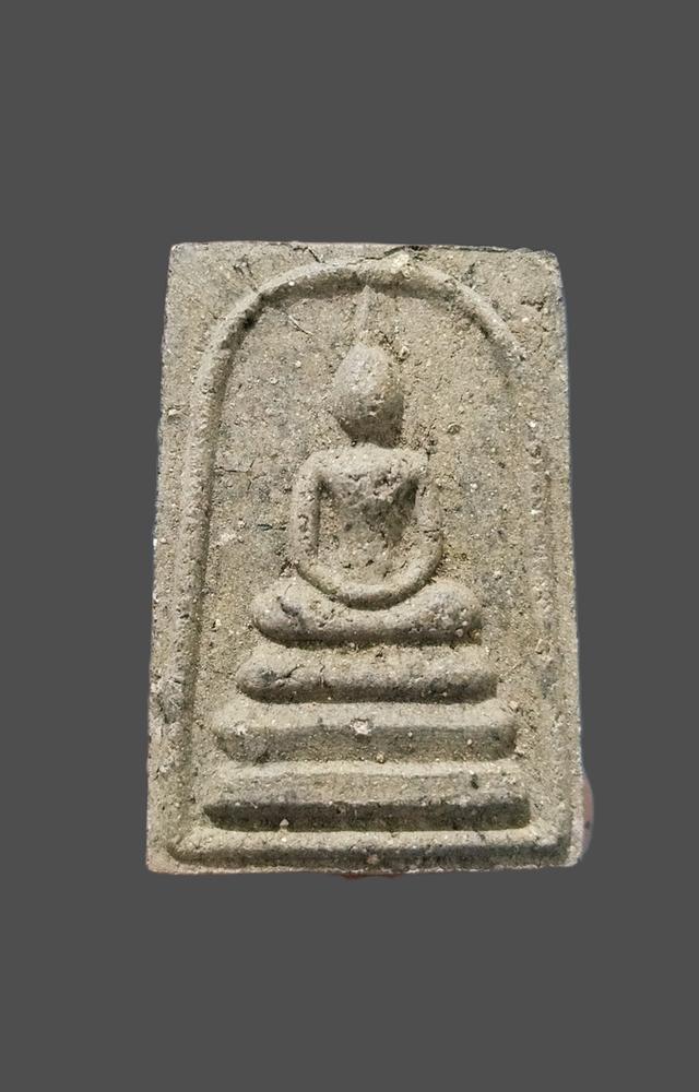 พระสมเด็จ หลวงปู่ครูบาสร้อย วัดมงคลคีรีเขตร์ จ.ตาก เนื้อผงว่าน 108
