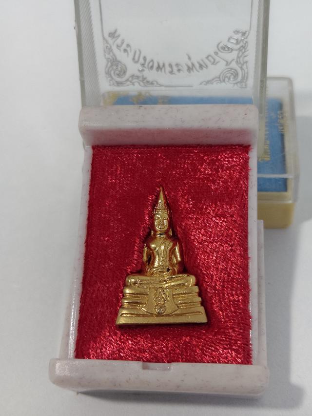 พระกริ่งลพ.โสธร พิมพ์ใหญ่ ปี๔๔เนื้อชุบทอง กริ่งดัง กล่องเดิม ประกันแท้ รูปที่ 4
