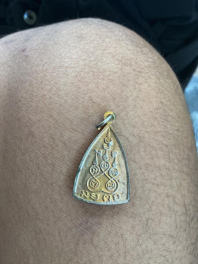 หลวงพ่อโสธร กระไหร่ทองสีเขียว 2