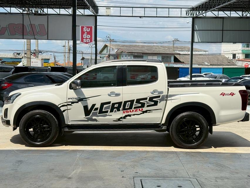 ออกรถ99 บาท รถกระบะออกห้างป้ายแดงใหม่กริ๊บ ออพชั่พแน่น ตัวท็อปออพชั่น ISUZU D-MAX 3.0 Vcross MAX Z-Prestige Cab4 4WD ปี2019 3