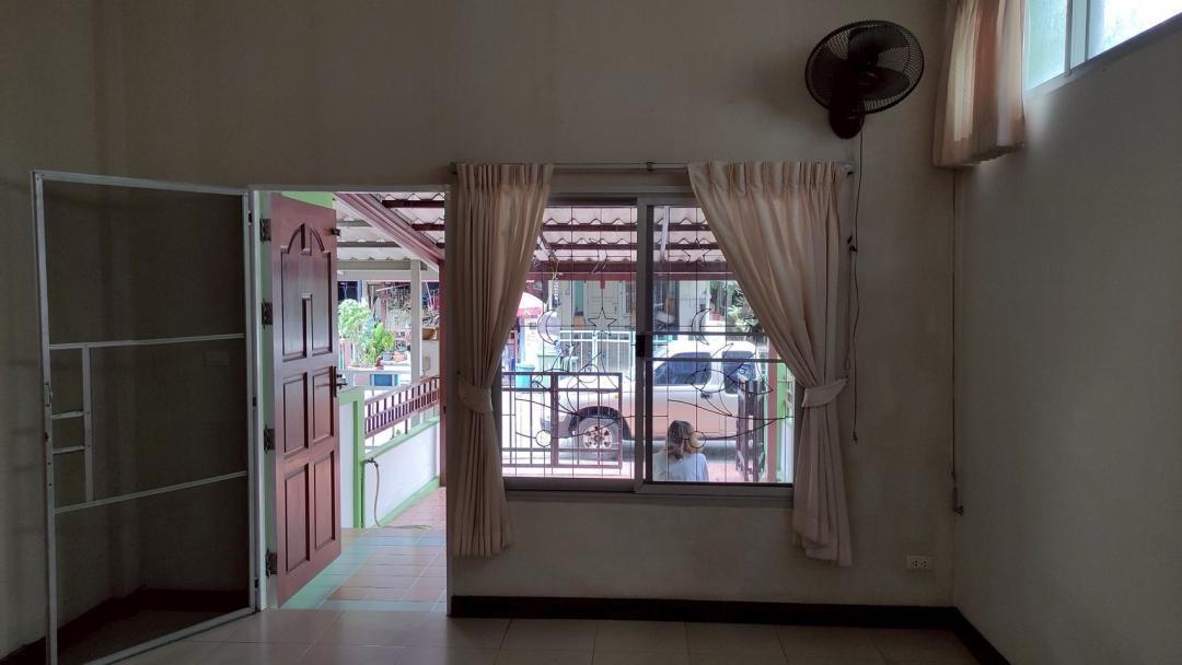 ให้เช่าทาวน์โฮม 3 ชั้น 18 ตร.ว. แฮปปี้แลนด์ แกรนวิลล์ ซ.ลาดพร้าว 101 ใกล้เลียบด่วน 7