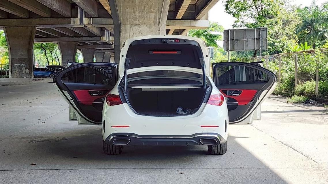 Mercedes-Benz C350e W206 AMG AT ปี 2025 9