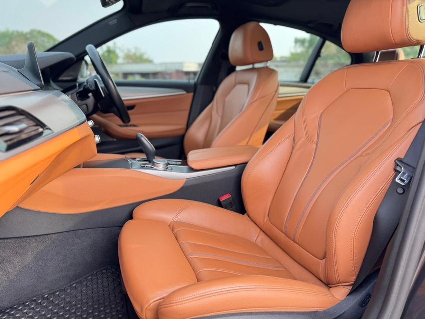 BMW 530e M Sport ปี 2019 ไมล์ 87,xxx km 9