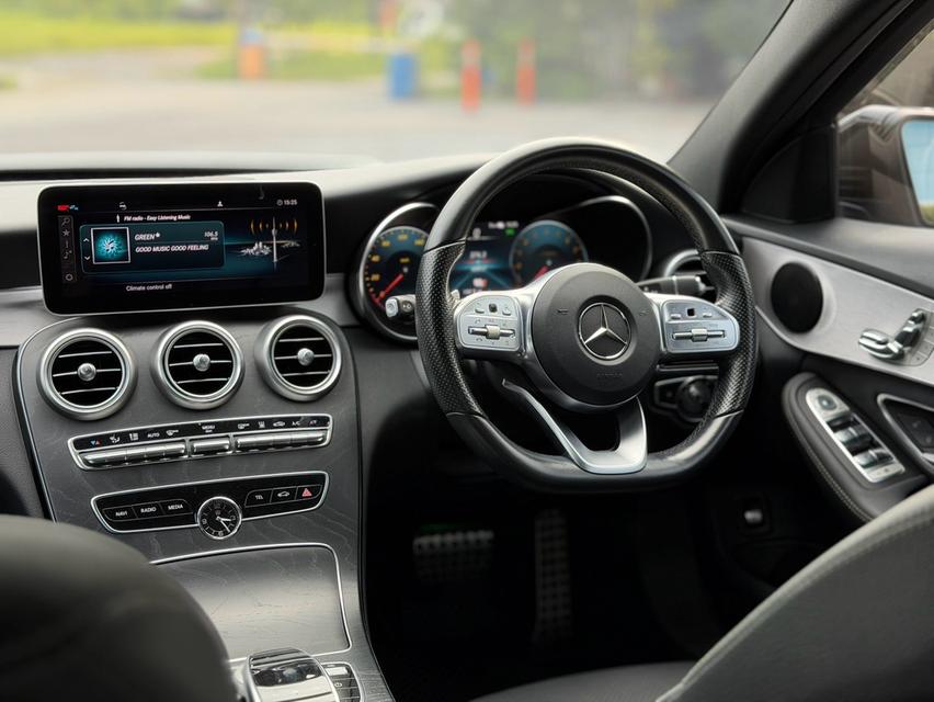 Mercedes Benz C300e AMG Sportปี 2020 ไมล์ 45,xxx kmราคา 899,000 บาท รูปที่ 12