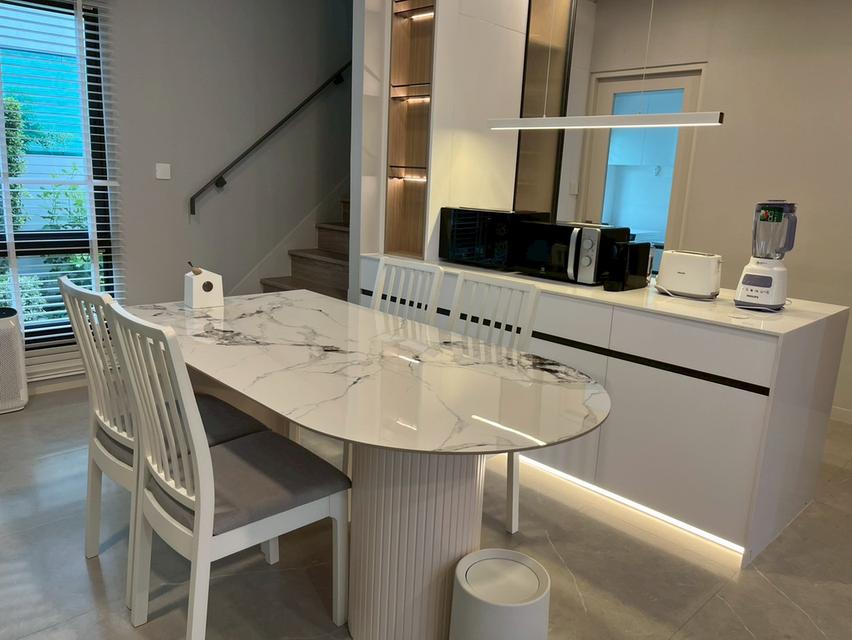 ขายบ้านเดี่ยวหรู มัณฑนา 100+ กาญจนา – บางบอน 5 บ้านใหม่ เข้าอยู่ไม่ถึง 1 ปี! พร้อมเฟอร์นิเจอร์ + เครื่องใช้ไฟฟ้าครบ พร้อมอยู่ทันที ✨ 8