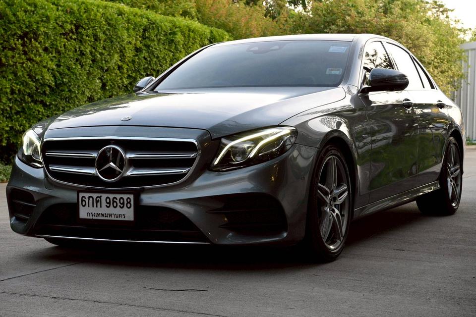 Mercedes-Benz E350e AMG 2017 สีเทา มือเดียว ไมล์น้อย ราคาดีมาก ช้าอด