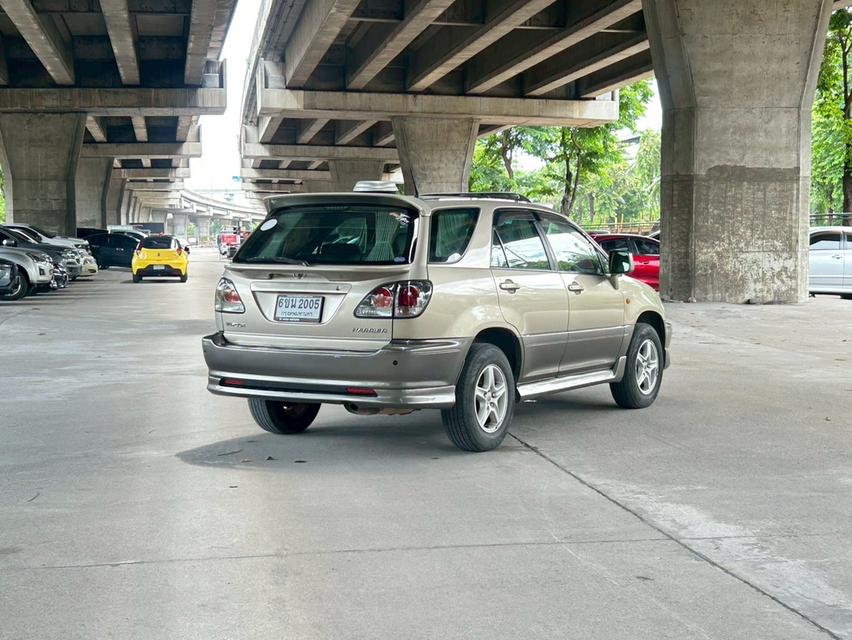 Toyota Harrier Year 2004 6