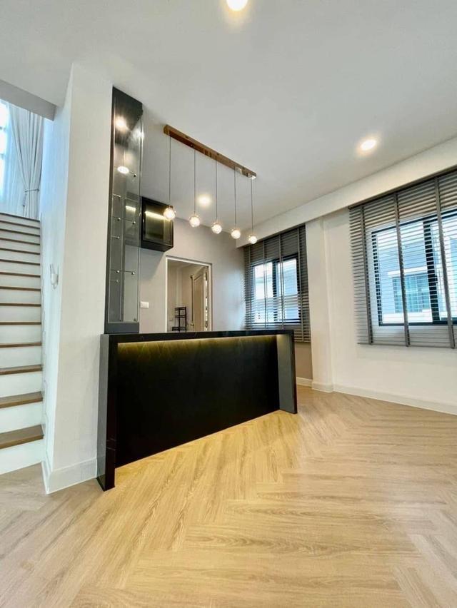 ขายบ้านเดี่ยว 2 ชั้น CENTRO ราชพฤกษ์ 2 บ้านเดี่ยวหลังมุม ตกแต่งสไตล์ Modern Luxury  Built-in ดีไซน์สวย และพื้นที่สีเขียวข้างบ้าน 8